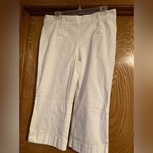 New York and Company, ladies white cuffed capris
